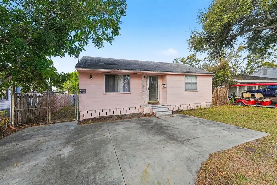 2405 44th Street S, Saint Petersburg, FL 33711 - Image #2