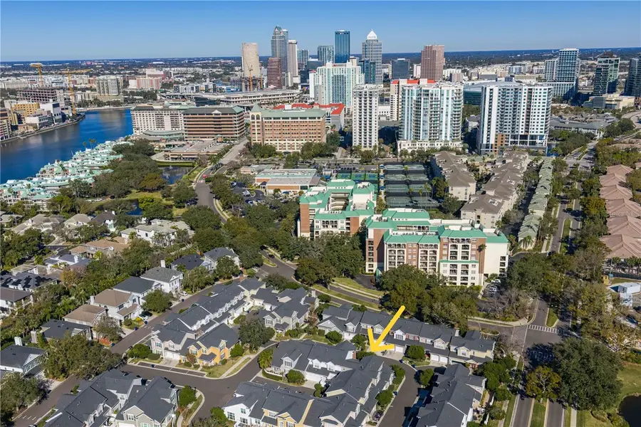 305 Inner Harbour Circle, Tampa, FL 33602 - Image #2