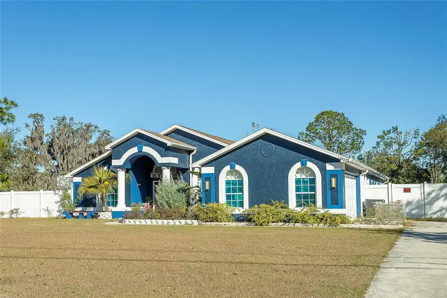 31439 Stirrup Lane, Wesley Chapel, FL 33543 - Image #2