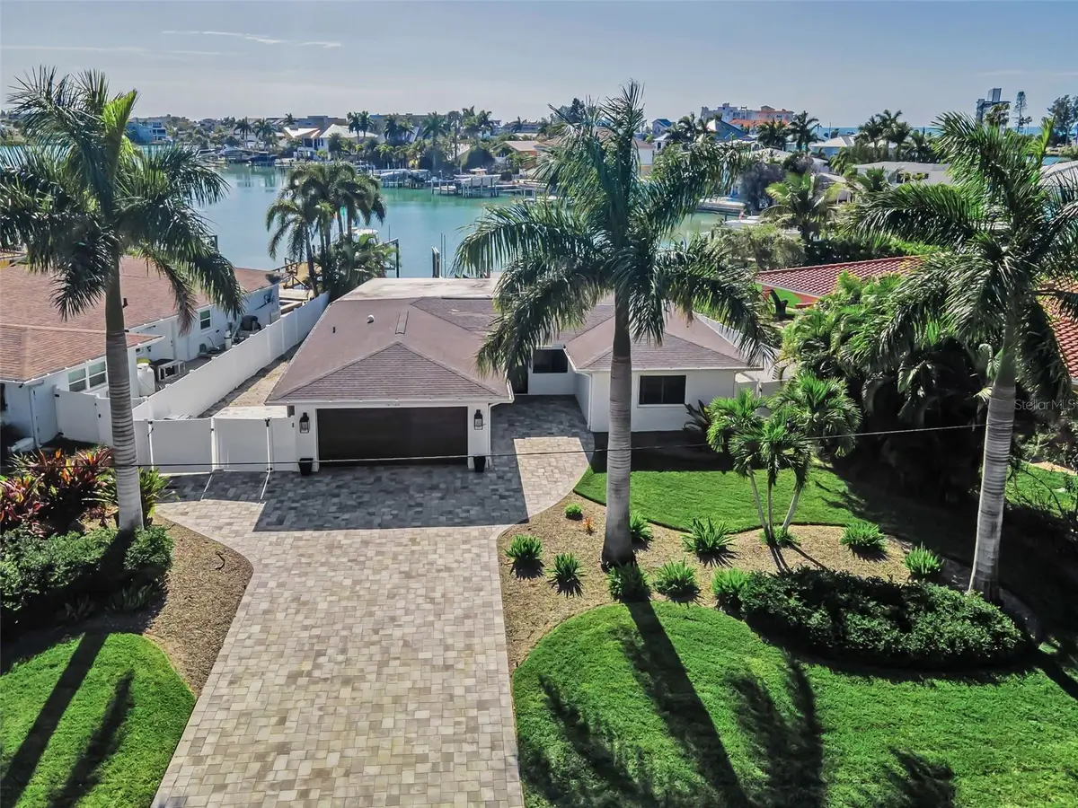 10132 Yacht Club Drive, Treasure Island, FL 33706 - Image #1