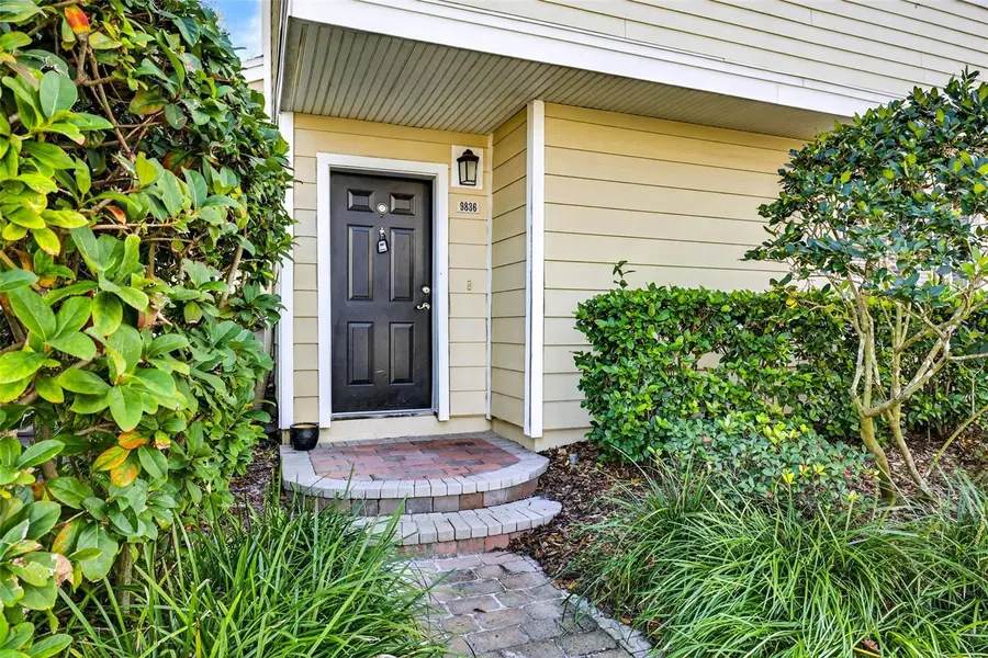 9836 W Park Village Drive, Tampa, FL 33626 - Image #2