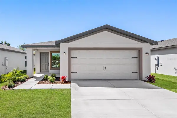 590 Blackthorn Drive, LAKELAND, FL 33809