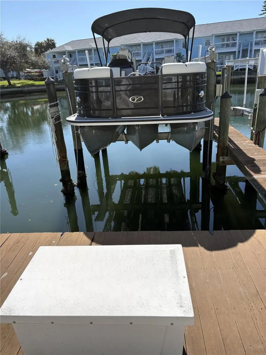 0 Starfish Drive Se #42ss, Saint Petersburg, FL 33705 - Image #1