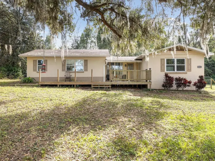 36228 Clinton Avenue, Dade City, FL 33525 - Image #2