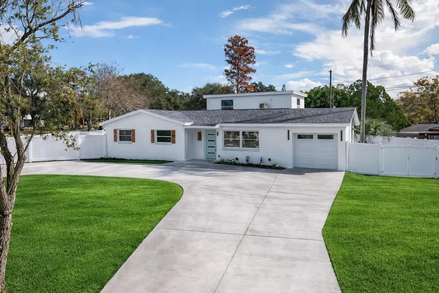 651 20th Street Nw, Largo, FL 33770 - Image #2