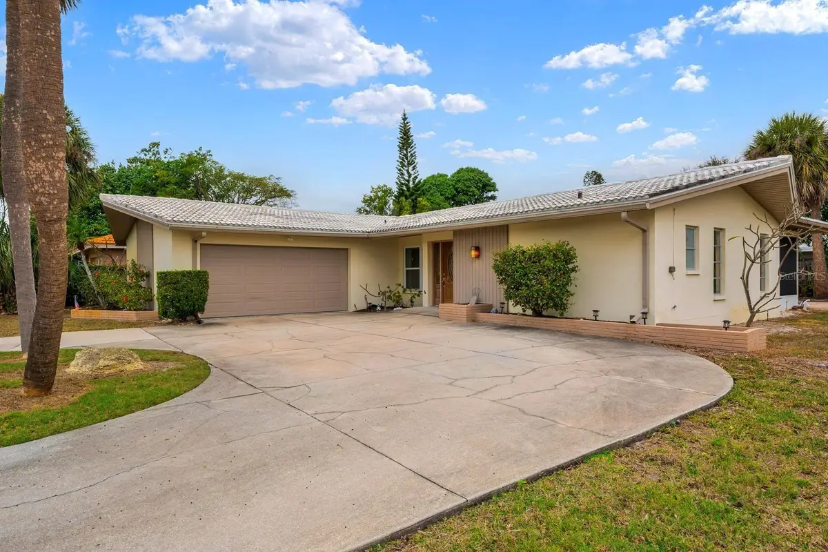 13941 Kimberly Drive, Largo, FL 33774 - Image #1