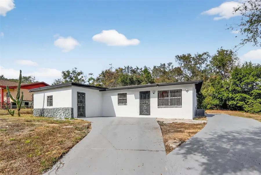 101 W Celeste Street, Apopka, FL 32703 - Image #3