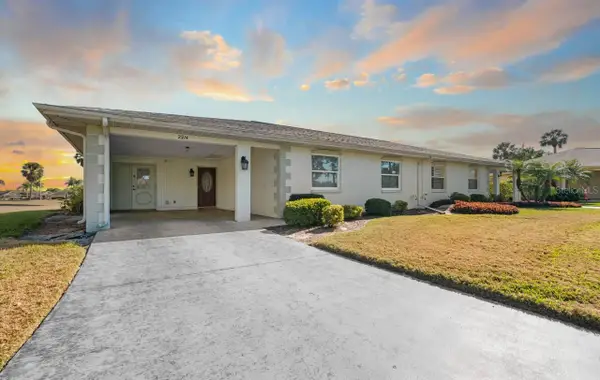 2214 Highclere Circle #6, SUN CITY CENTER, FL 33573