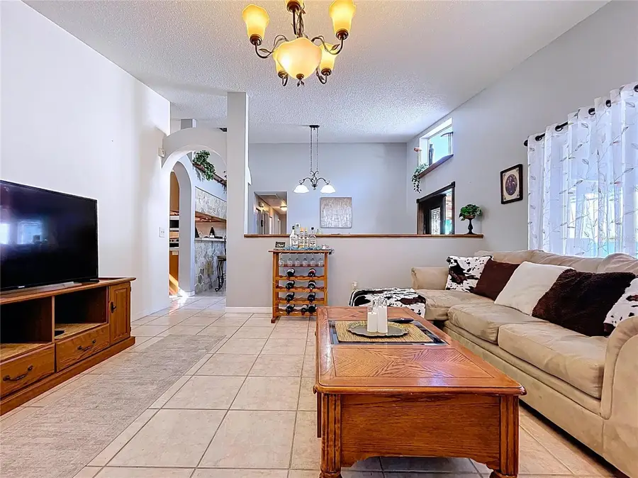 11115 Cherrywood Lane, Riverview, FL 33579 - Image #2