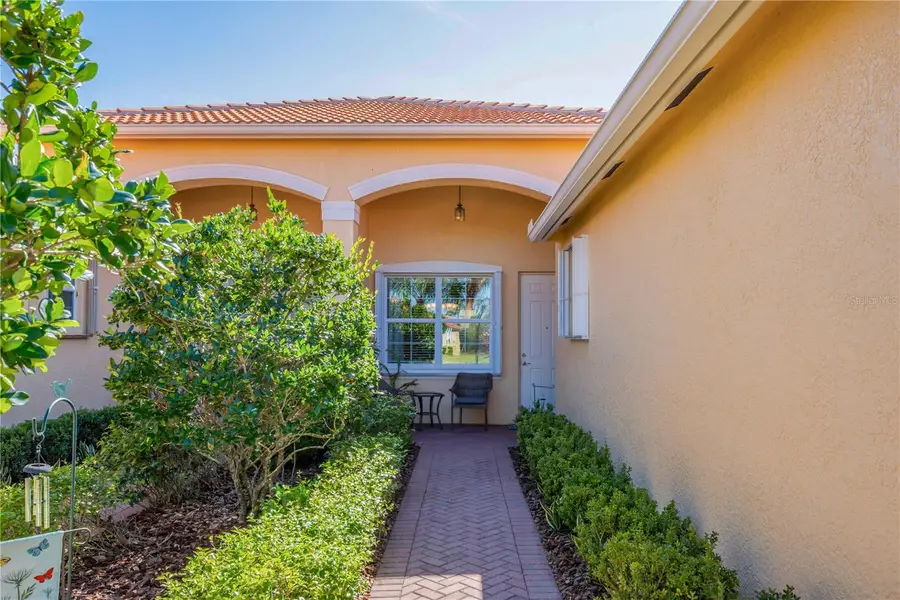 15814 Aurora Lake Circle, Wimauma, FL 33598 - Image #3