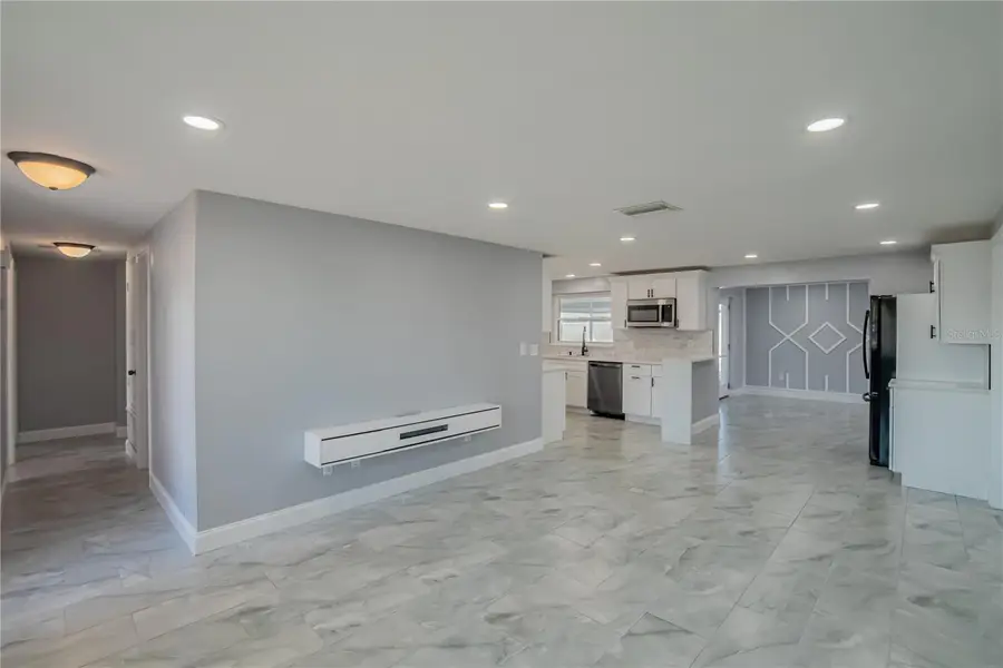 616 Highview Circle N, Brandon, FL 33510 - Image #3