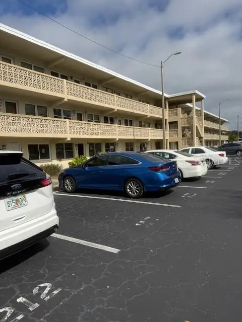 1051 79th Avenue N #212, Saint Petersburg, FL 33702 - Image #2