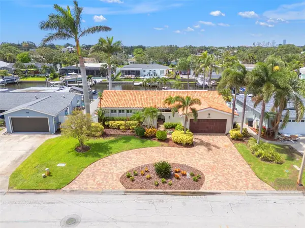 1424 47th Avenue Ne, ST PETERSBURG, FL 33703