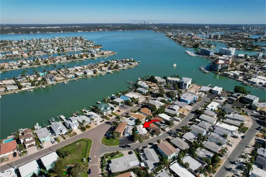 11155 2nd Street E, Treasure Island, FL 33706 - #3