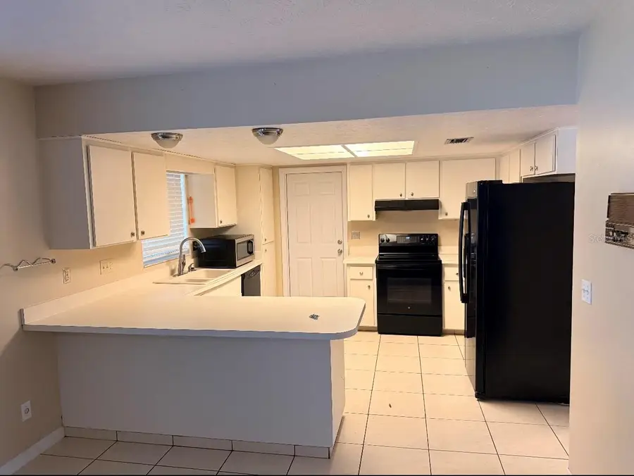 614 S Sylvan Drive, Brandon, FL 33510 - Image #2