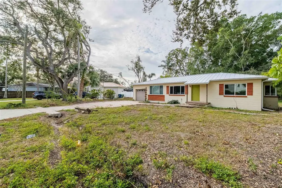 6213 Sanders Drive, Tampa, FL 33611 - Image #3