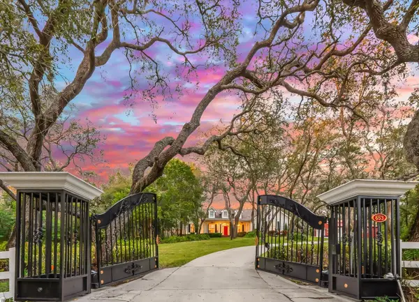 653 Old East Lake Road, TARPON SPRINGS, FL 34688