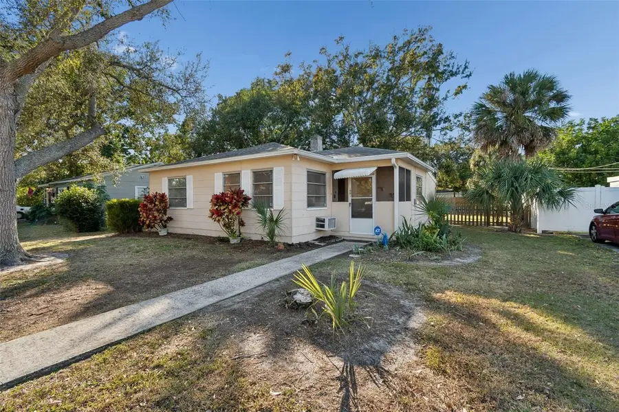 1001 Hull Street S, Gulfport, FL 33707 - Image #3