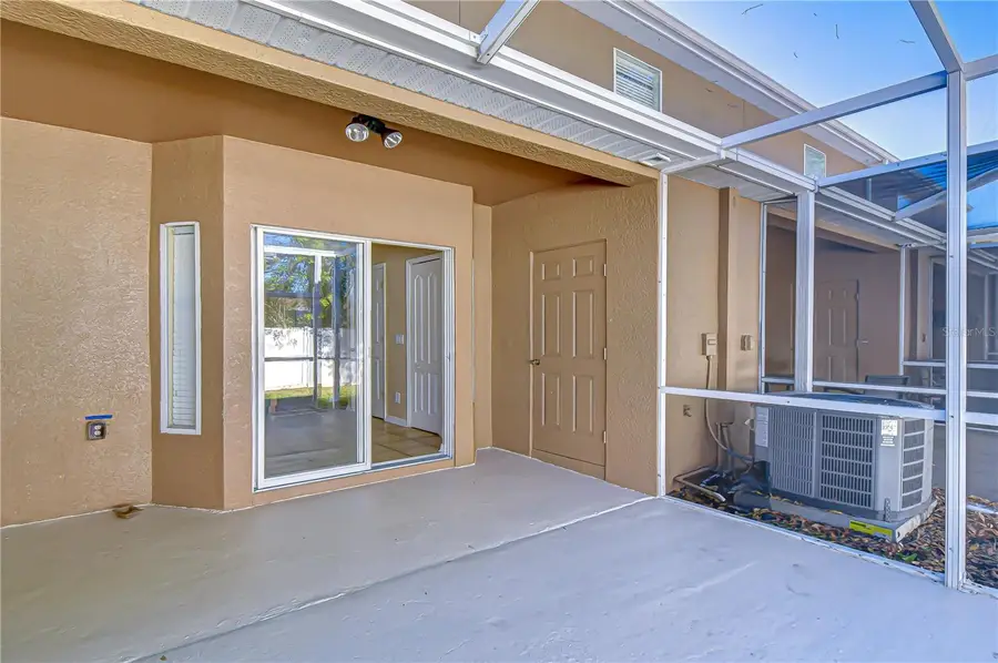 10720 Chesham Hill Court, Riverview, FL 33579 - Image #3