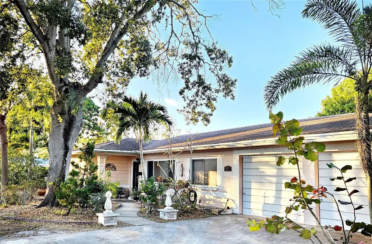 655 42nd Avenue N, Saint Petersburg, FL 33703 - #1