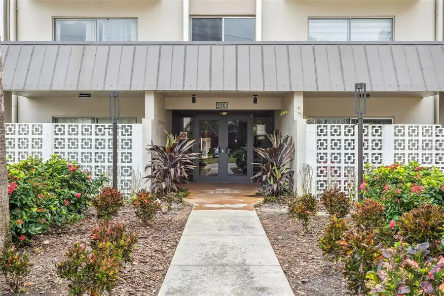 4606 W Gray Street #105, Tampa, FL 33609 - #2