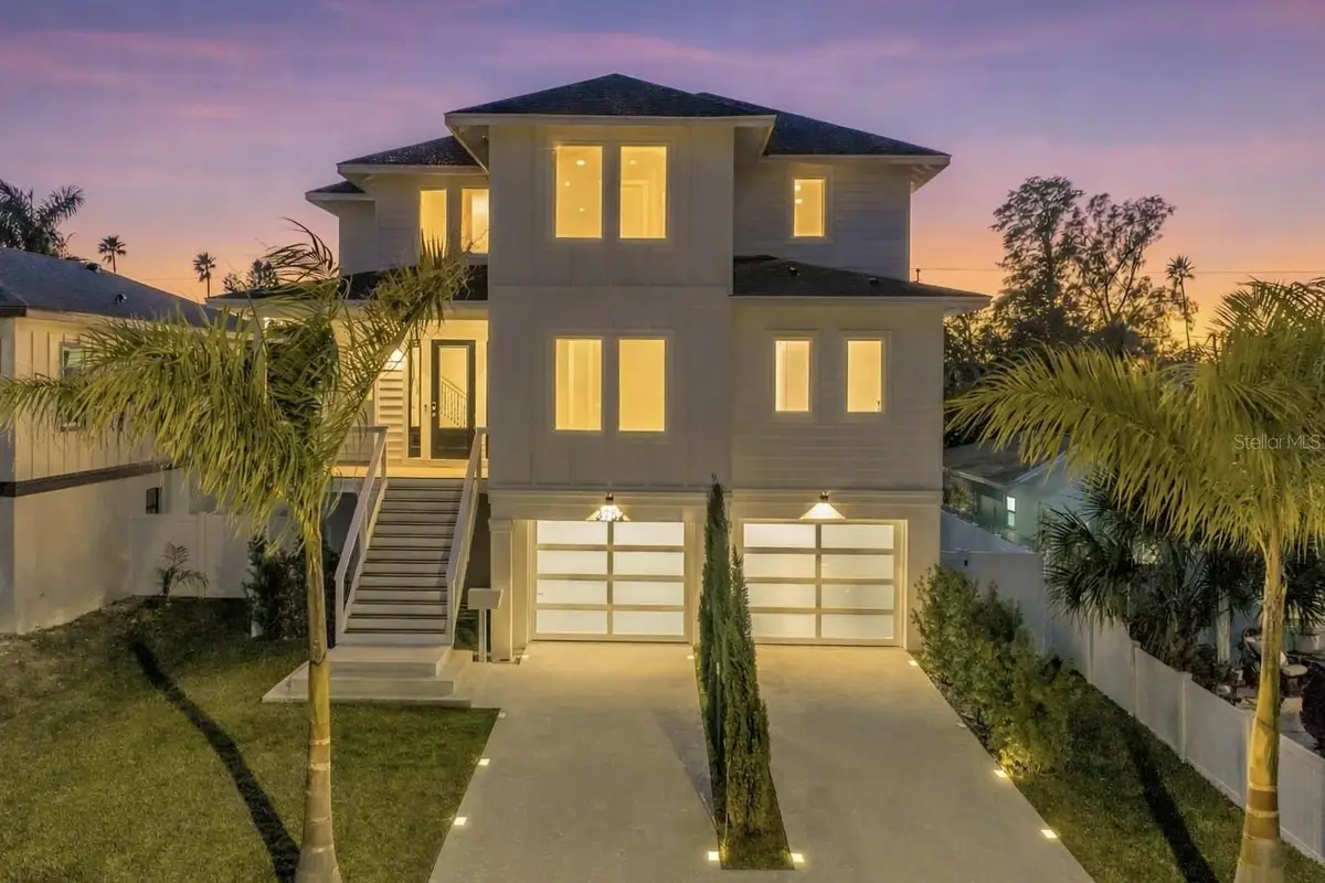 3752 Arkansas Avenue Ne, Saint Petersburg, FL 33703 - Image #1