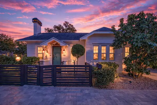 748 32nd Avenue N, ST PETERSBURG, FL 33704