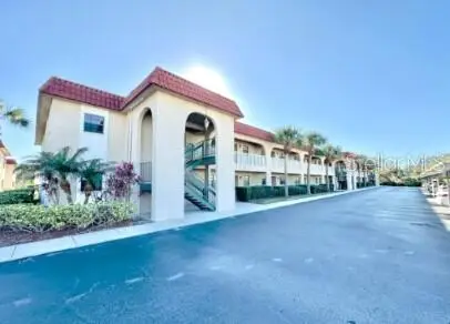 1750 Belleair Forest Drive #A8, BELLEAIR, FL 33756