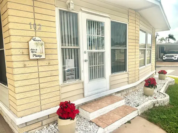 2000 E Bay Drive #102, LARGO, FL 33771