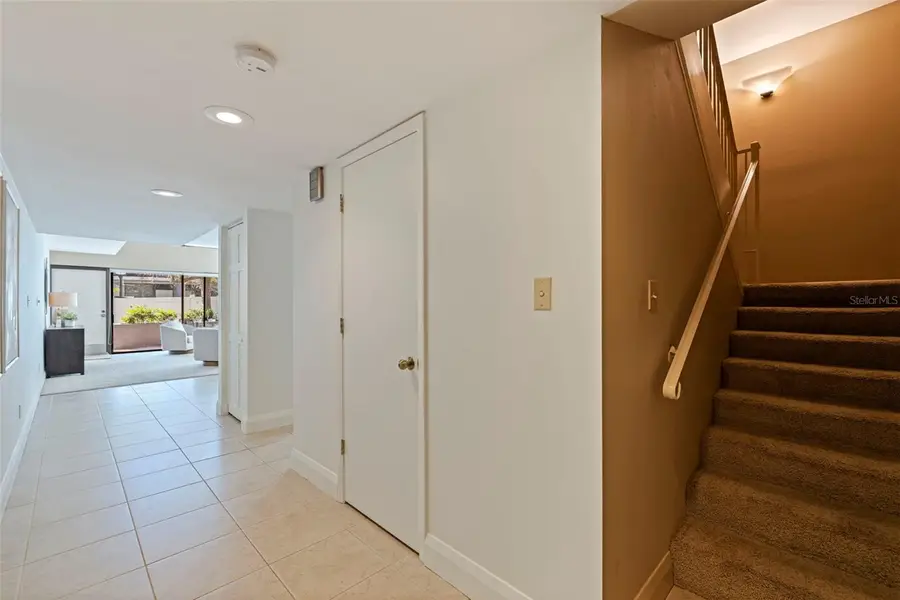 301 2nd Street N #7, Saint Petersburg, FL 33701 - Image #2