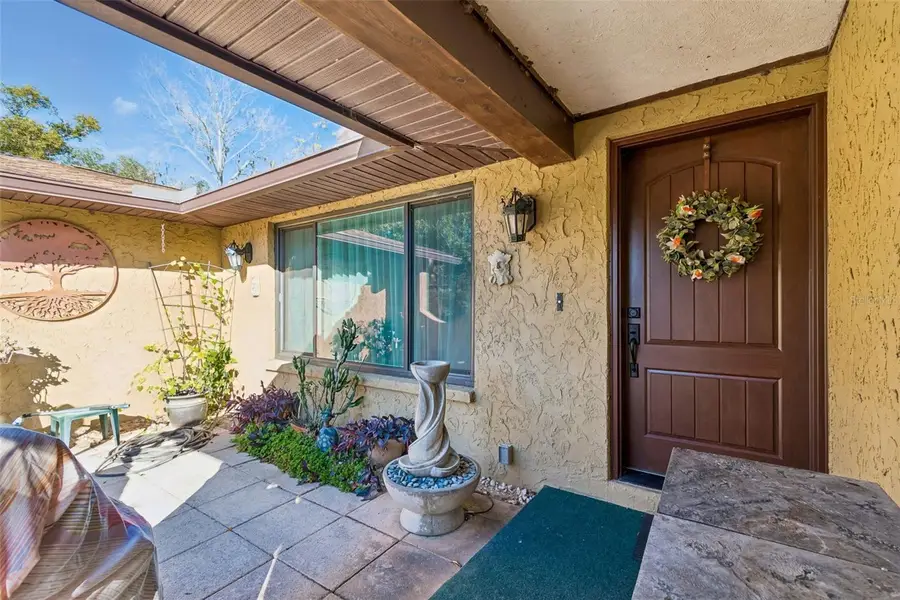 11600 Meadowlane Drive, Dade City, FL 33525 - Image #2