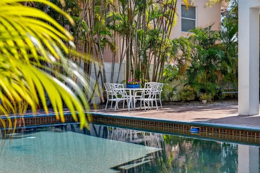 5900 Bayview Circle S, Gulfport, FL 33707 - #2