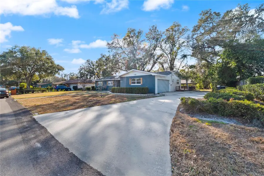 4915 Whiteoak Drive E, Lakeland, FL 33813 - Image #3