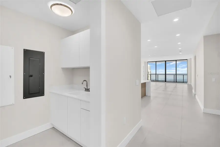 275 1st Street S #3703, Saint Petersburg, FL 33701 - Image #3