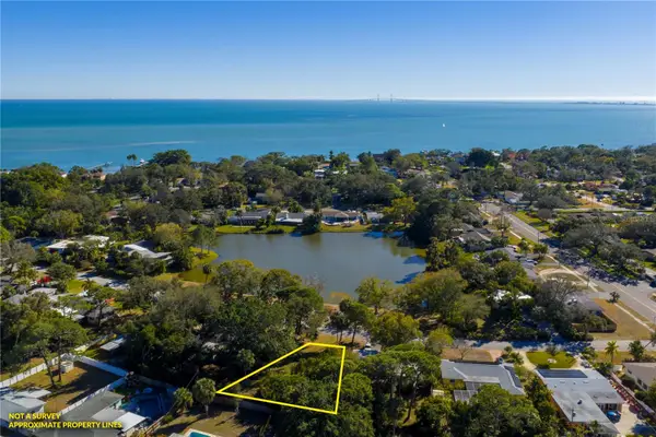 821 69th Avenue S, ST PETERSBURG, FL 33705