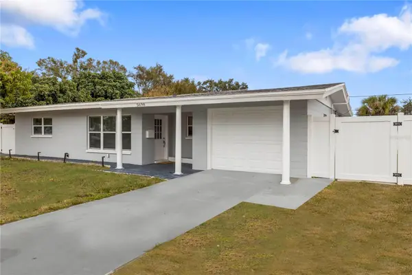 5698 38th Avenue N, ST PETERSBURG, FL 33710