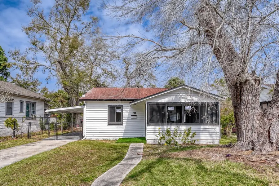711 19th Avenue S, Saint Petersburg, FL 33705 - #3