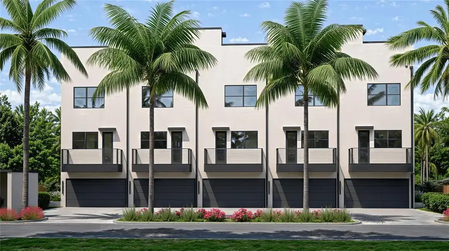 379 13th St N, Saint Petersburg, FL 33705 - Image #3