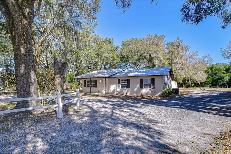 2002 E Willow Dr, Plant City, FL 33566 - #2