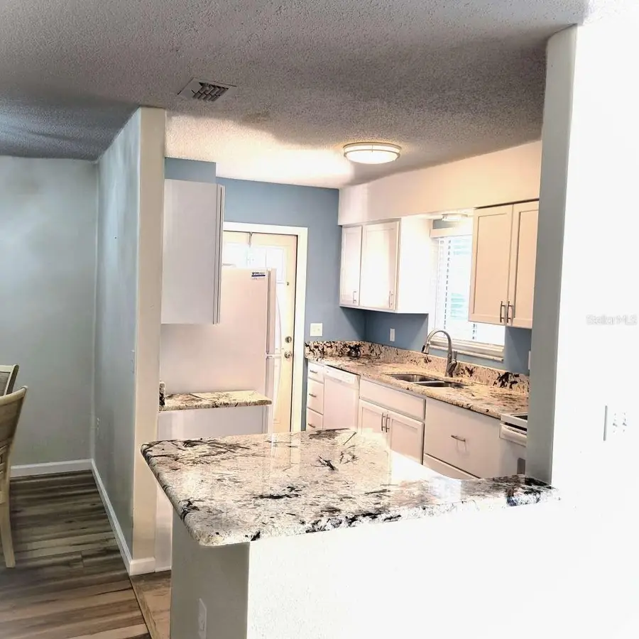 456 Circlewood Drive #L7, Venice, FL 34293 - Image #3