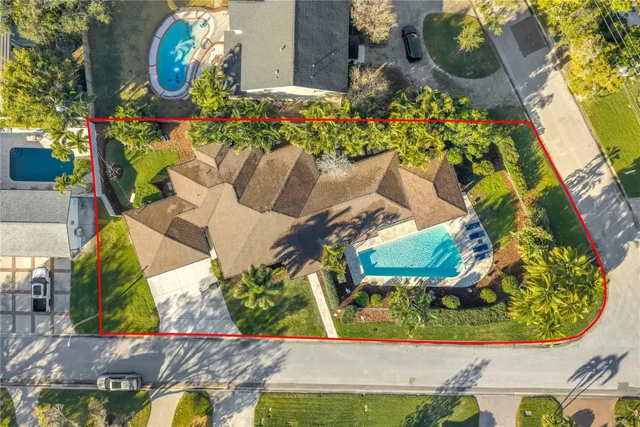 134 Riviera Way Ne, Saint Petersburg, FL 33704 - Image #2