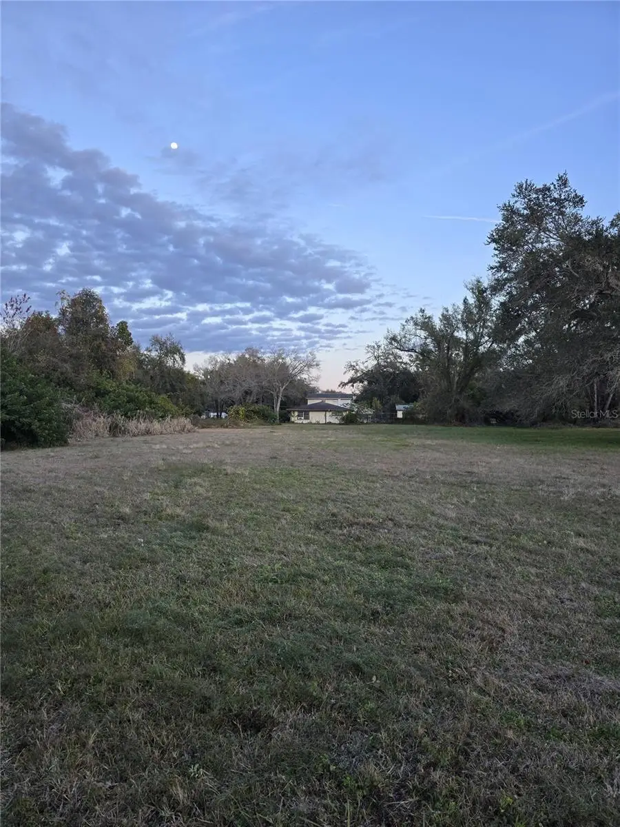 5625 Rosemont Avenue, Tampa, FL 33614 - Image #2