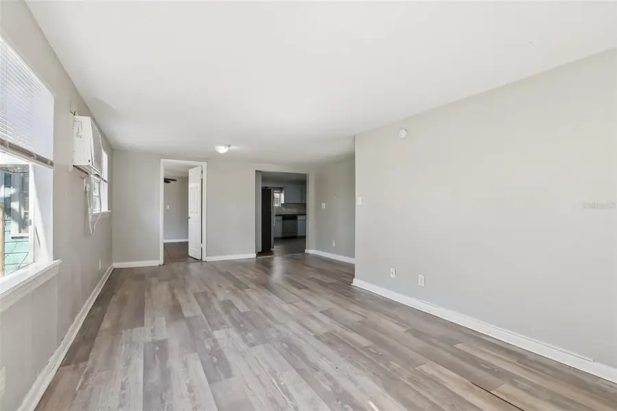 2010 E Yukon Street, Tampa, FL 33604 - Image #3