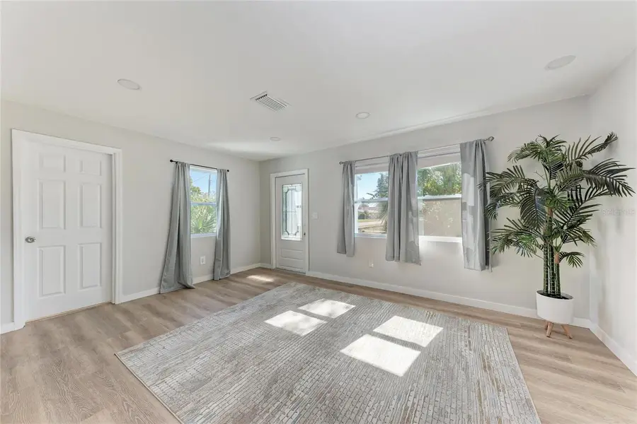 702 20th Avenue W, Bradenton, FL 34205 - Image #3