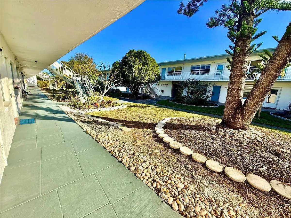 5875 18th Street N #4, Saint Petersburg, FL 33714 - #1