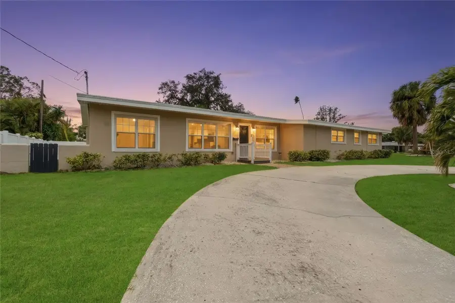 327 Sunny Lane, Belleair, FL 33756 - Image #3