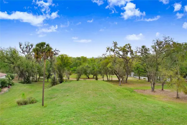 13619 Carnoustie Circle, DADE CITY, FL 33525