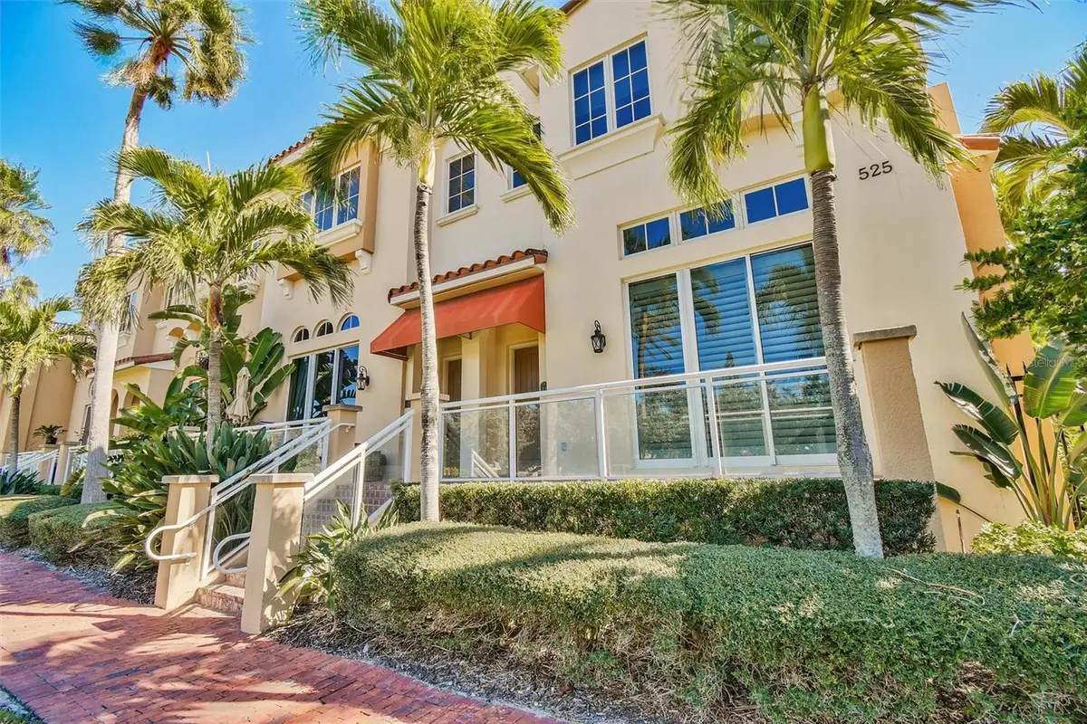 525 Mandalay Avenue #11, Clearwater Beach, FL 33767 - Image #1