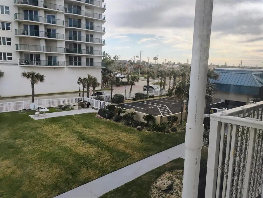 2043 S Atlantic Avenue #302, Daytona Beach, FL 32118 - Image #2