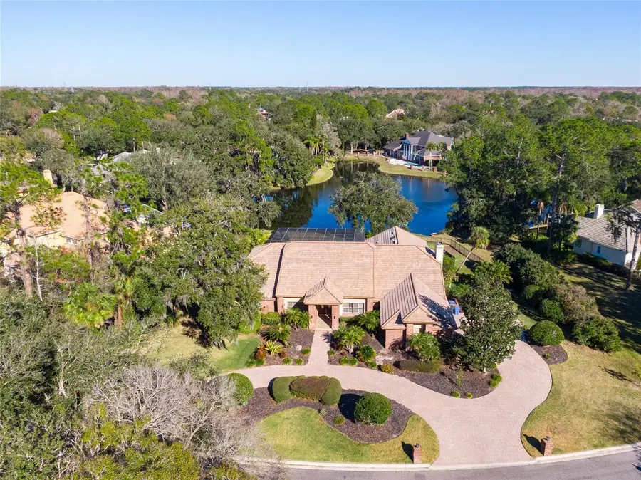 6329 W Maclaurin Drive, Tampa, FL 33647 - Image #2